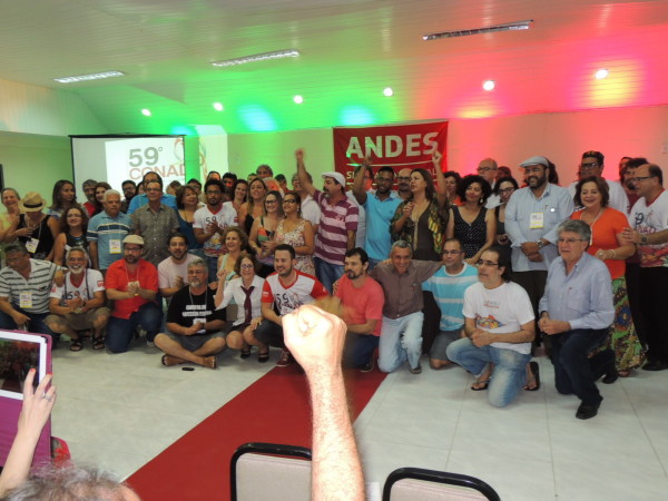 Emoção e posse da nova diretoria do ANDES-SN marcam abertura do 59º Conad