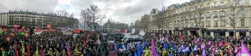 Na França, meio milhão de pessoas foram às ruas contra a reforma trabalhista