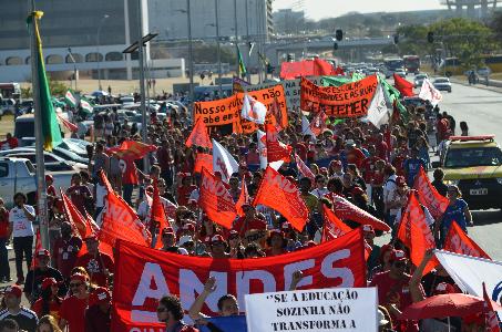 Restrição do direito de greve será uma das prioridades da Agenda Brasil