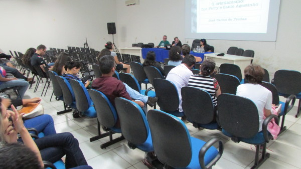 Segundo encontro do Curso de Extensão em Filosofia e Cinema aconteceu no sábado, 25, na Apug