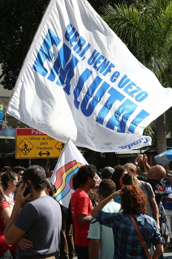 ANDES-SN cria campanha de solidariedade aos docentes das Estaduais do Rio