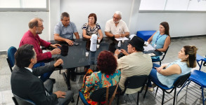 Nova diretoria da Apug promove reunião com a Reitoria e cobra informações