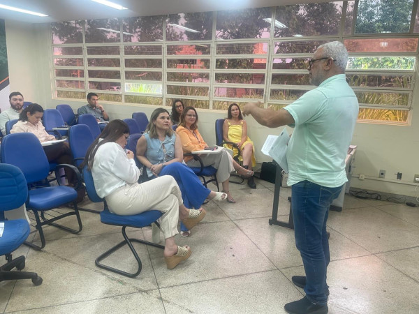 Apug-SSind presente na abertura da Semana Pedagógica do Campus de Paraíso