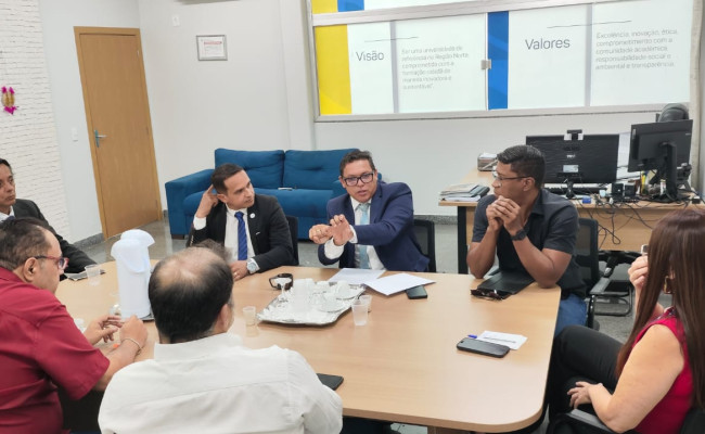 APUG luta para assegurar implementação de direitos e garantias constitucionais dos Docentes da UnirG